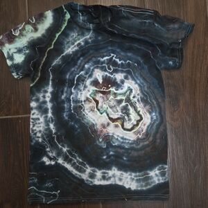Geode tie dye